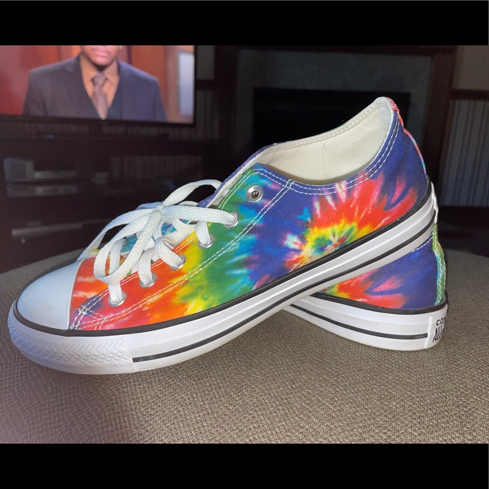 Tie-Dye Converse (W9/M7)
